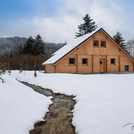 Charligustine - - 8p * Gerardmer