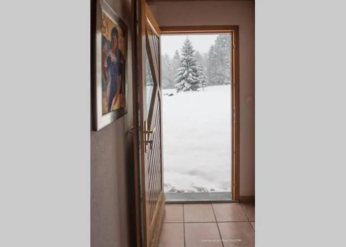 Charligustine - - 8p Horská chata *