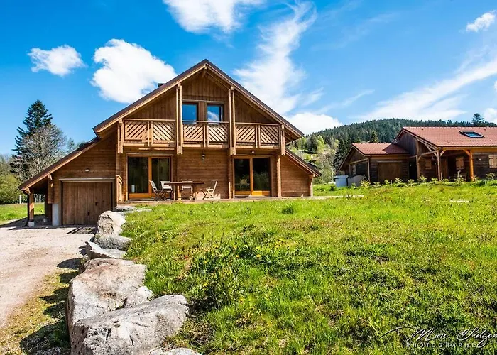 Charligustine - - 8p *