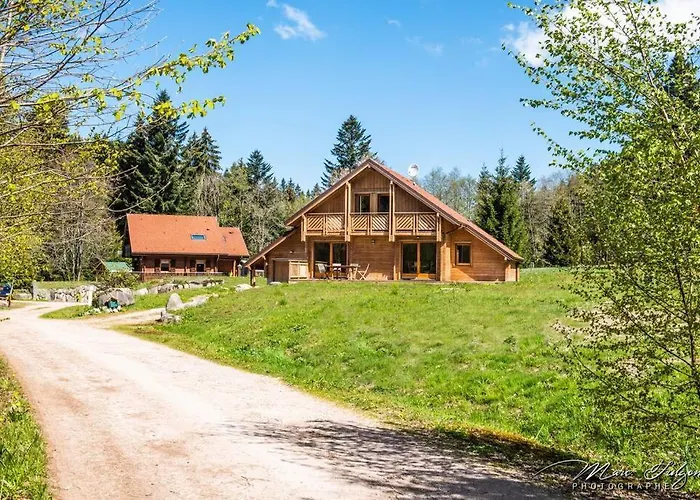 Charligustine - - 8p Horská chata